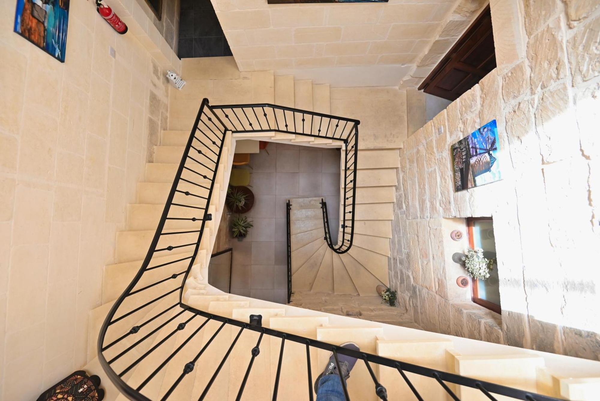 The Cloisters Bed And Breakfast Xagħra エクステリア 写真