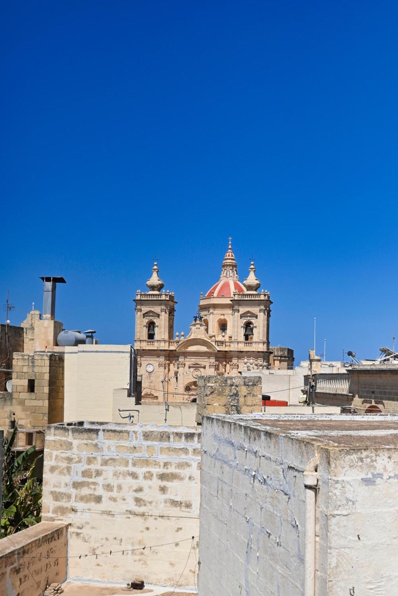 The Cloisters Bed And Breakfast Xagħra エクステリア 写真