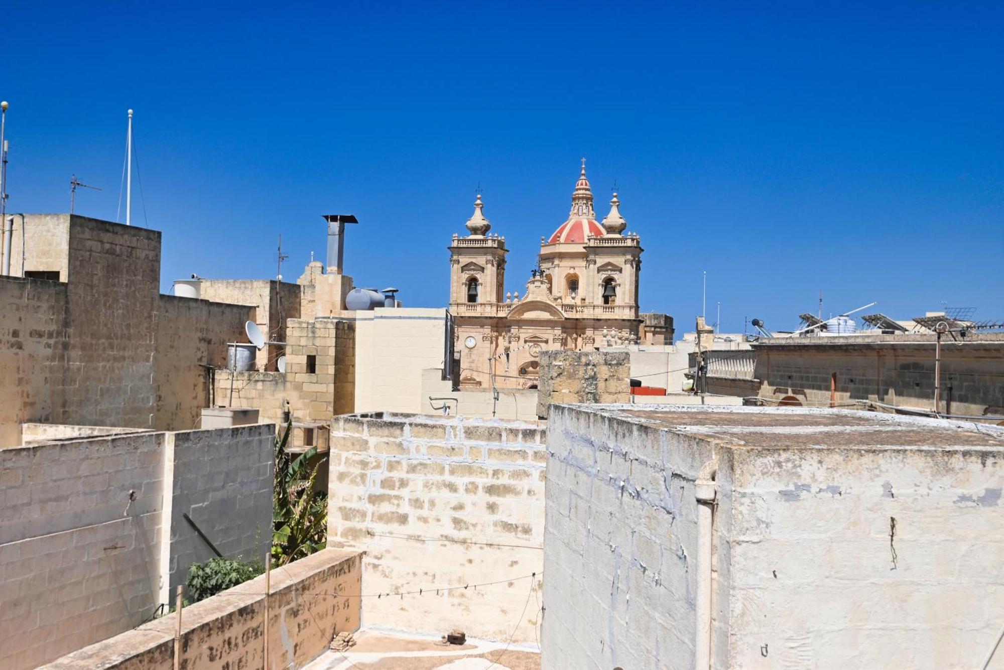 The Cloisters Bed And Breakfast Xagħra エクステリア 写真