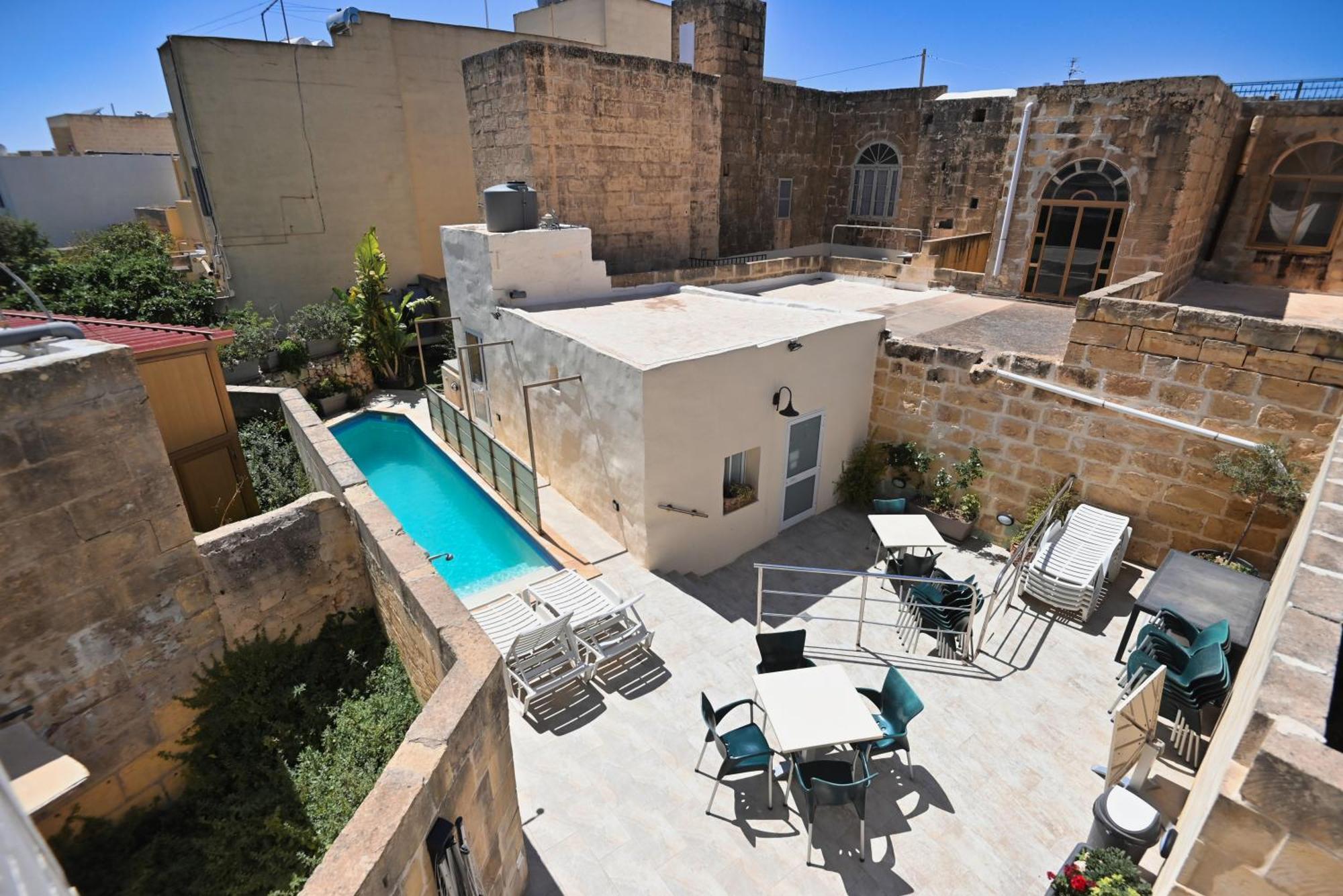 The Cloisters Bed And Breakfast Xagħra エクステリア 写真