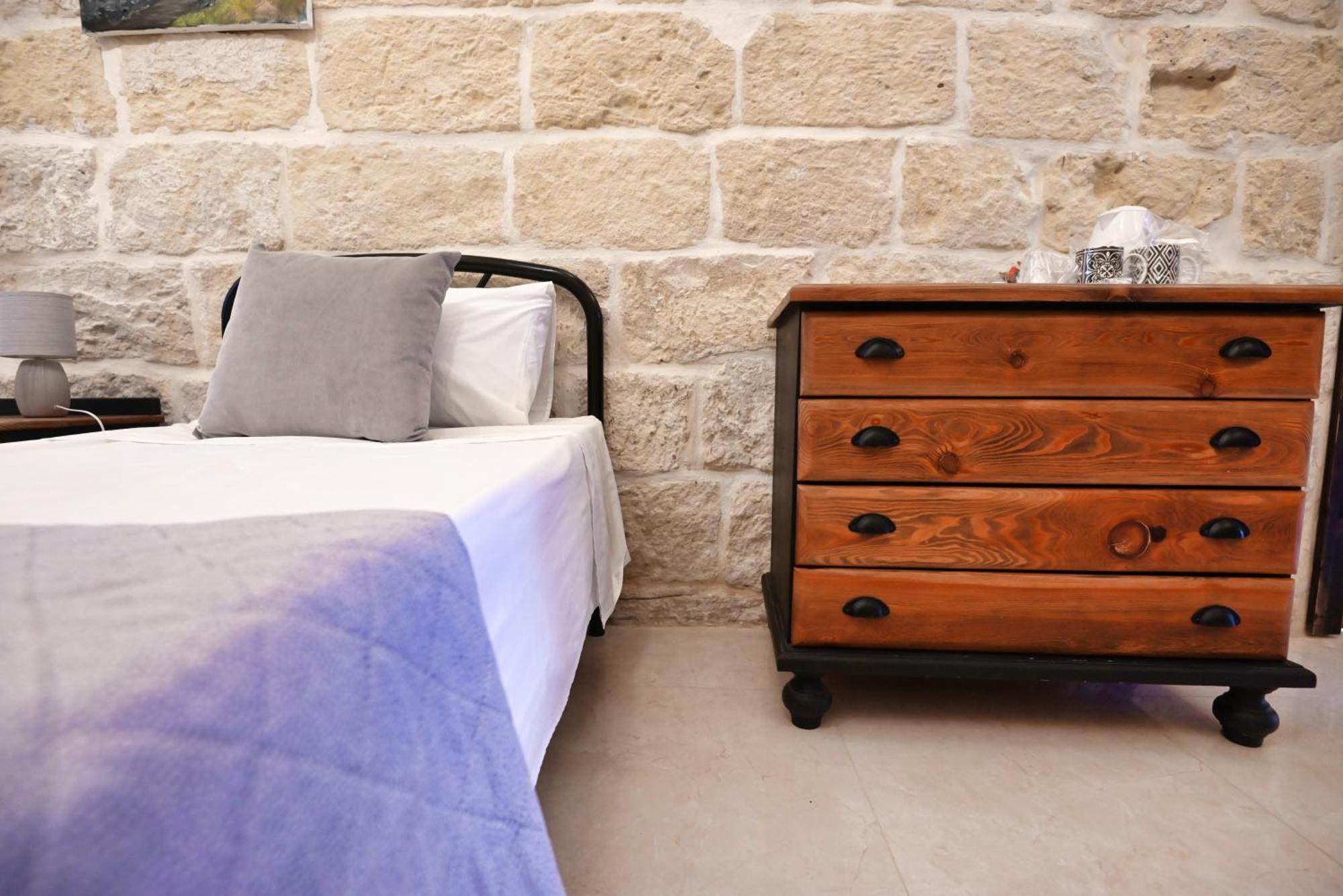 The Cloisters Bed And Breakfast Xagħra エクステリア 写真